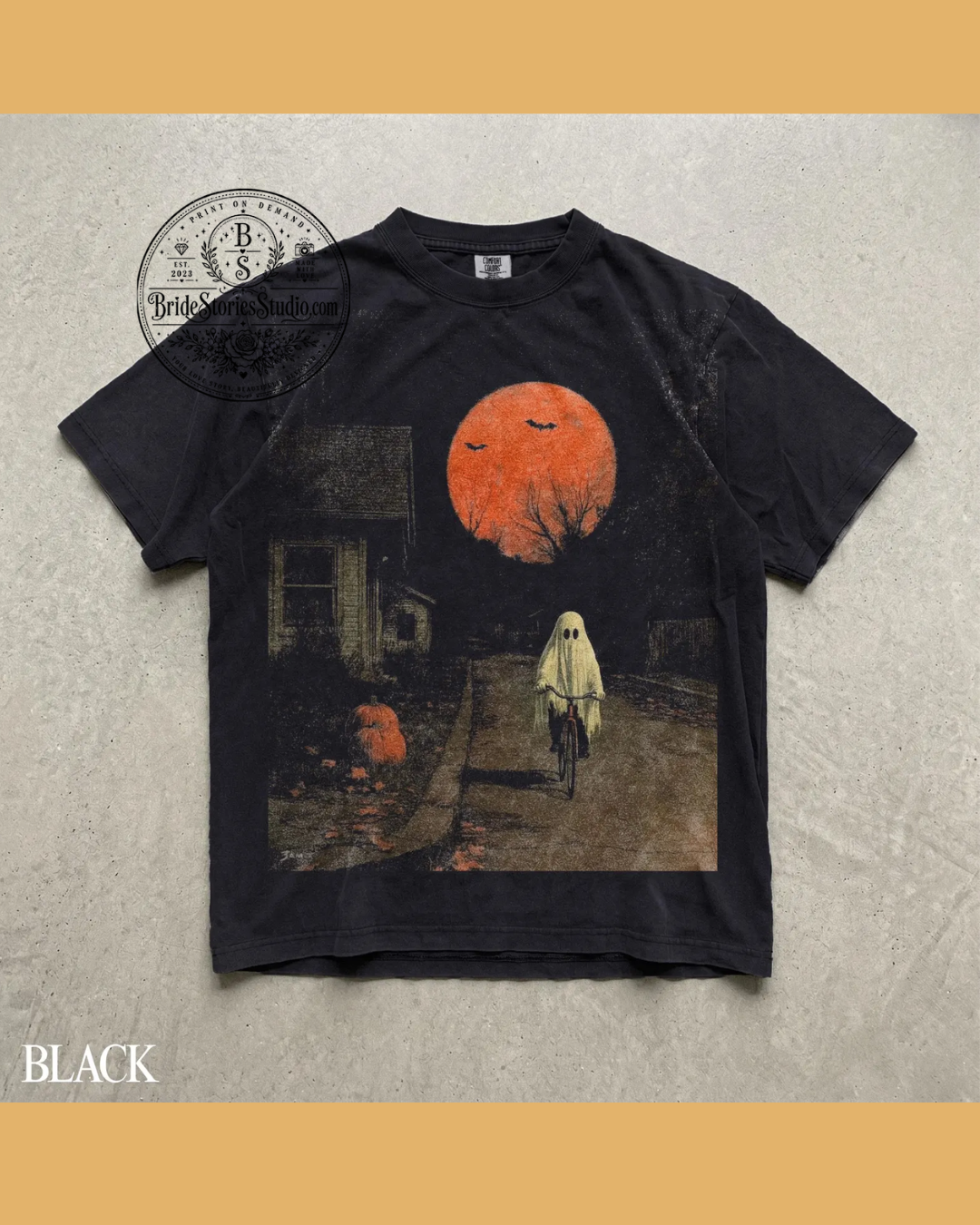 Vintage Halloween Tee – Retro Spooky Season T-Shirt